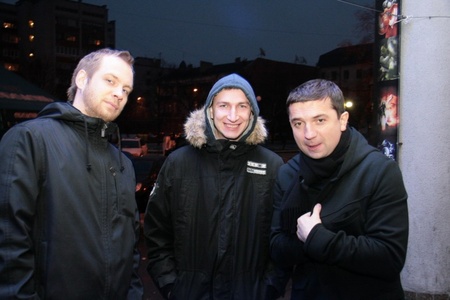 Антон (бас-гітара), Едік (барабани), Андрій (бек-вокал,клавіши)