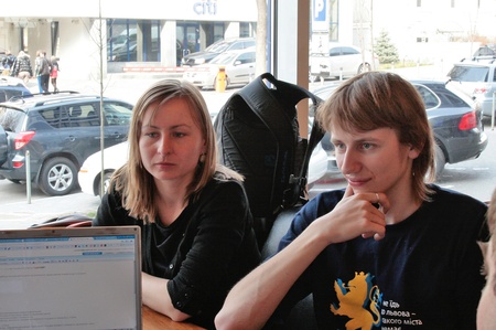 Нагороджувачі - Олена (Moleskine.in.ua) та Богдан (СумноКом)